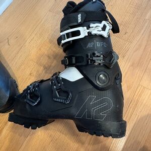 K2 BFC 75. Woman ski boots. Size 8.